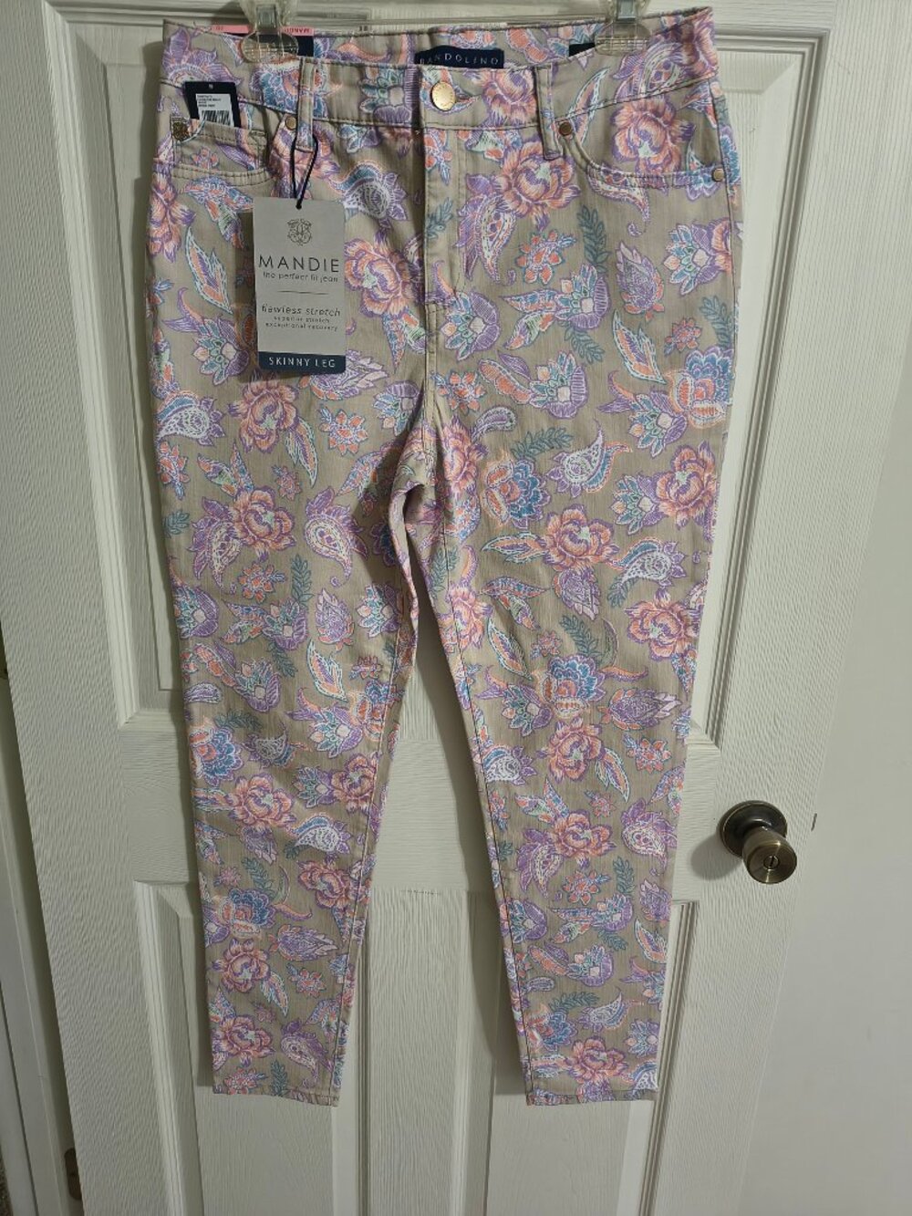 Bandolino Mandi Floral Jeans